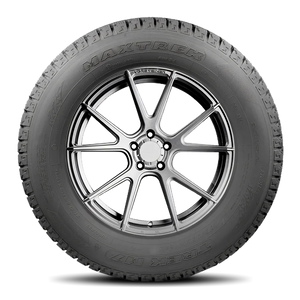 Maxtrek TREK M7 215/75R15