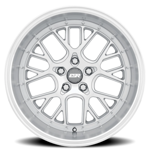 ESR Wheels CS Series CS11 Hyper Silver W/ Machined Lip 18x10.5 +22 5x108mm 73.1mm - Wheelwiz