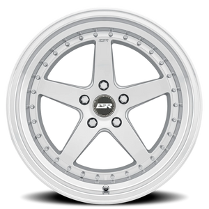 ESR Wheels CS Series CS5 Hyper Silver W/ Machined Lip 18x8.5 +30 5x100mm 0mm - Wheelwiz