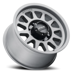 Method Race Wheels Bead Grip MR704 Titanium 17x9 +18 8x165.1mm 130.81mm