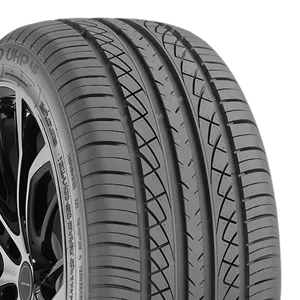 GT Radial CHAMPIRO UHP AS 215/50R17