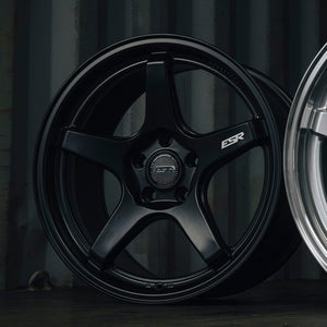 ESR Wheels APX5C SATIN BLACK 19x9.5 +35 5x112mm 66.6mm - Wheelwiz