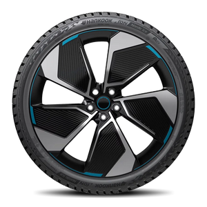 Hankook Ion Nordic Ice IW04 245/40R20