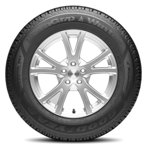 Goodyear Ultra Grip Winter 215/70R15