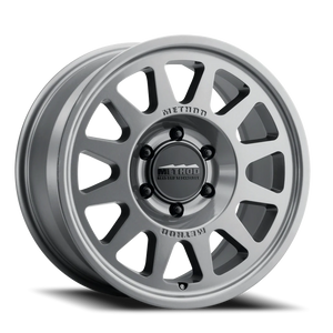 Method Race Wheels Bead Grip HD MR703 Gloss Titanium 18x9 +40 6x139.7mm 95.25mm