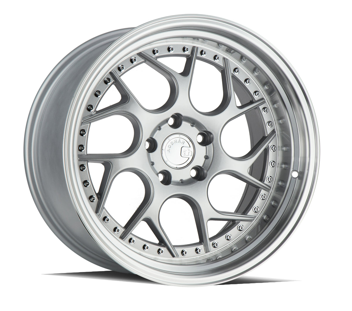 Aodhan DS01 Silver Machined Lip w/Chrome Rivets 18x9.5 +15 5x114.3 73.1mm - Wheelwiz
