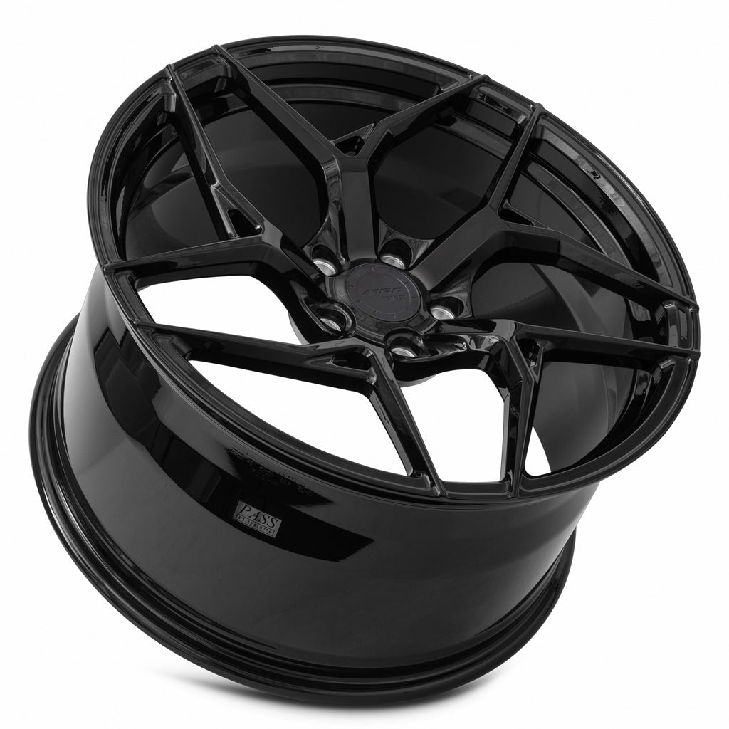 MRR Forged Forged F10 Gloss Black Right 20x11 +48 5x120mm 67.1mm - Wheelwiz