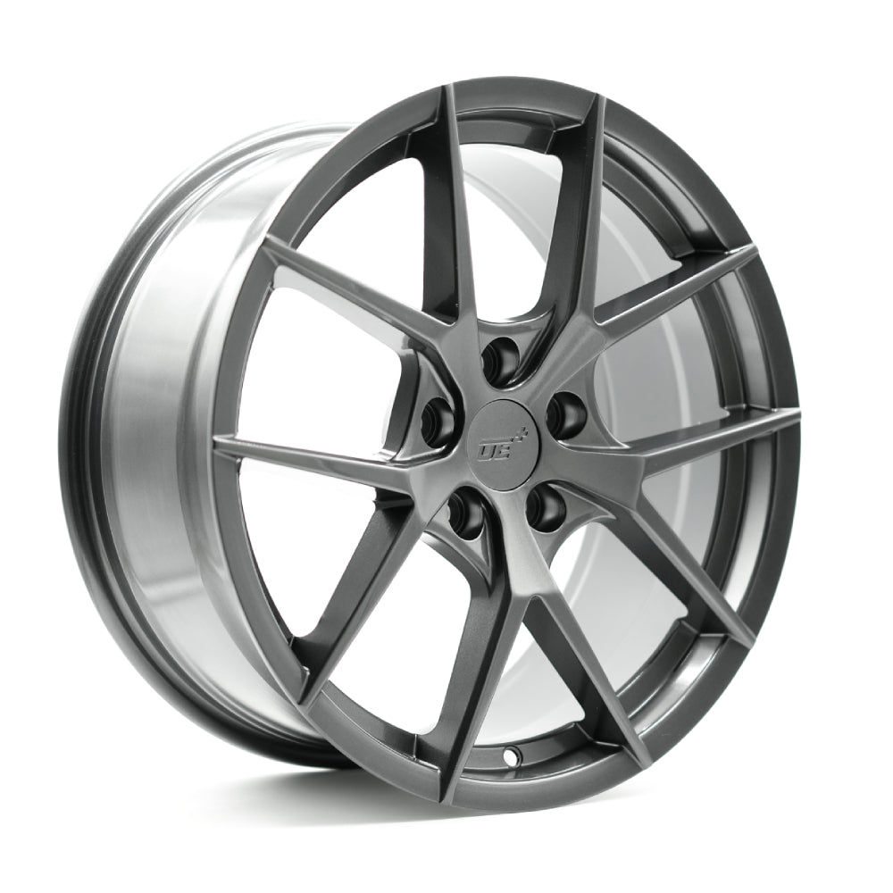 OEPlus LX01 Gloss Gunmetal 18x8 +35 5x120mm 60.1mm - Wheelwiz