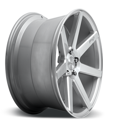 Niche M179 VERONA Gloss Silver Machined 20x10.5 +30 5x114.3mm 72.6mm