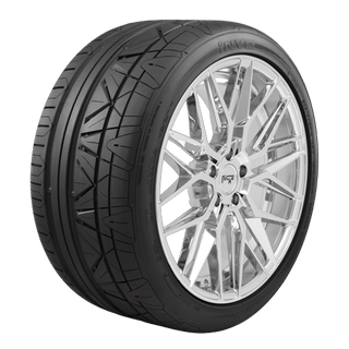 Nitto INVO 325/30ZR19