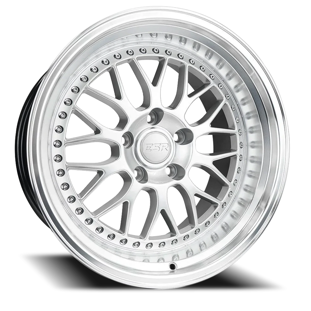 ESR Wheels SR Series SR01 Hyper Silver W/ Machined Lip 18x10.5 +22 5x105mm 73.1mm - Wheelwiz