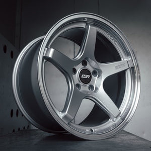 ESR Wheels APX5C HYPER SILVER MACHINE LIP 19x9.5 +22 5x114.3mm 72.6mm - Wheelwiz