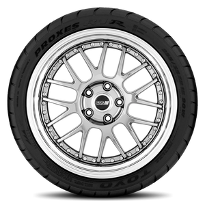 Toyo Proxes R1R 255/40R17 - Wheelwiz