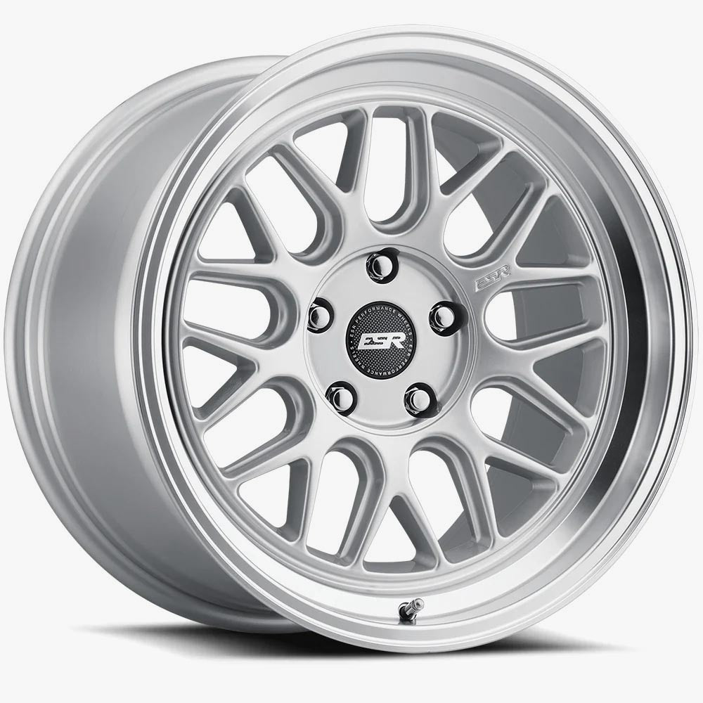 ESR CR01 Hyper Silver / Machined Lip 19x9 +20 5x120.6mm 72.6mm - Wheelwiz