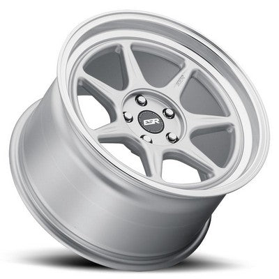 ESR Wheels CR7 Hyper Silver Machine Lip 18x10.5 +22 Custom 72.6mm - Wheelwiz
