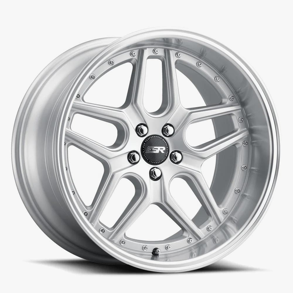 ESR CS15 Hyper Silver / Machined Lip 19x8.5 +30 5x108mm 72.6mm - Wheelwiz