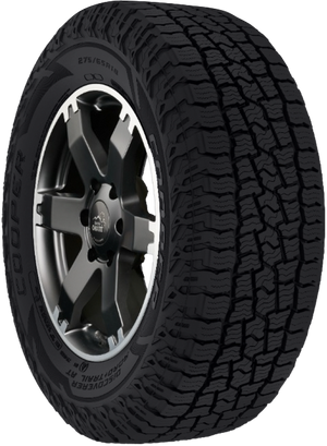 Cooper Discoverer Road + Trail AT 245/75R17