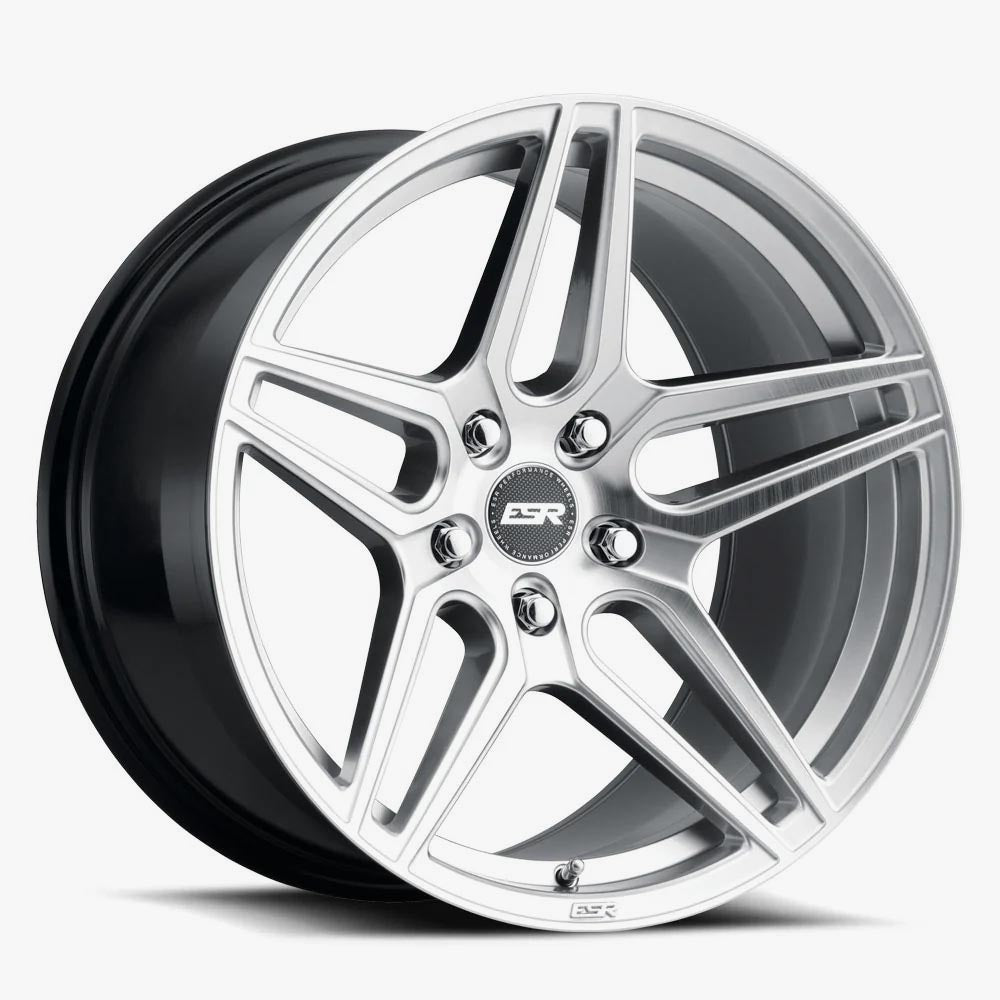 ESR RF15 Brushed Hyper Silver 20x10.5 +40 5x108mm 72.6mm - Wheelwiz