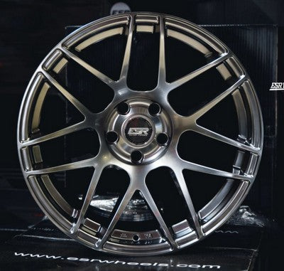 ESR Wheels RF1 HYPER BLACK 18x9.5 +22 5x100mm 72.6mm - Wheelwiz