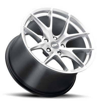 ESR Wheels RF2 HYPER SILVER 18x10.5 +22 Custommm 72.6mm