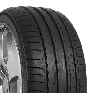 Minerva Emizero UHP 215/40R17